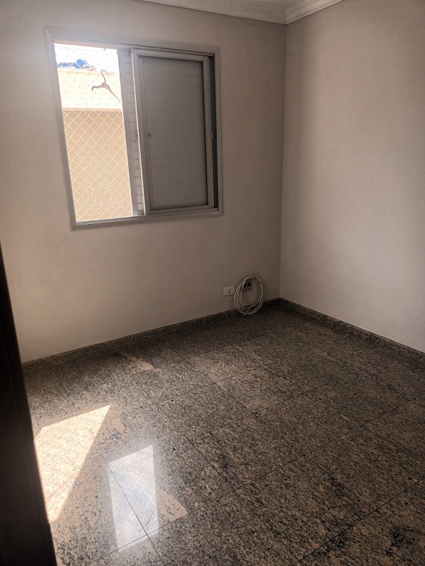 Apartamento à venda com 2 quartos, 52m² - Foto 11