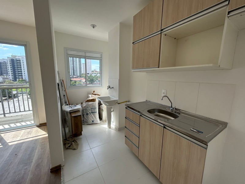 Apartamento à venda com 2 quartos, 42m² - Foto 4