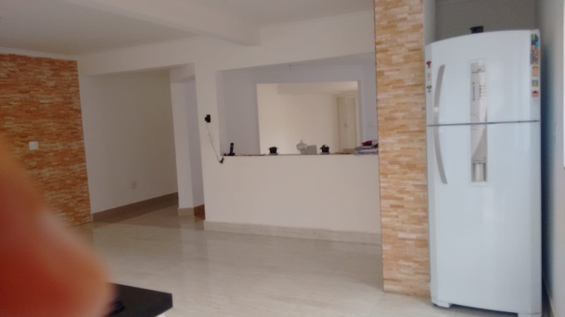 Casa à venda com 3 quartos, 370m² - Foto 11