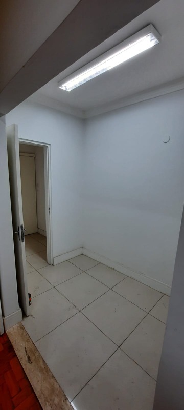 Apartamento à venda com 1 quarto, 45m² - Foto 19