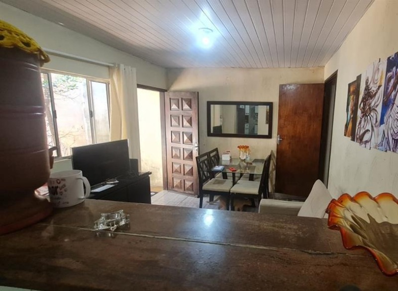 Casa à venda com 3 quartos, 187m² - Foto 4