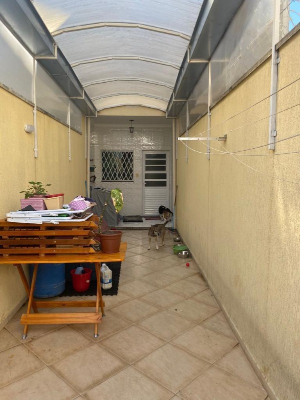 Casa à venda com 3 quartos, 140m² - Foto 14