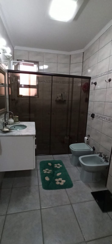 Apartamento à venda com 3 quartos, 143m² - Foto 18