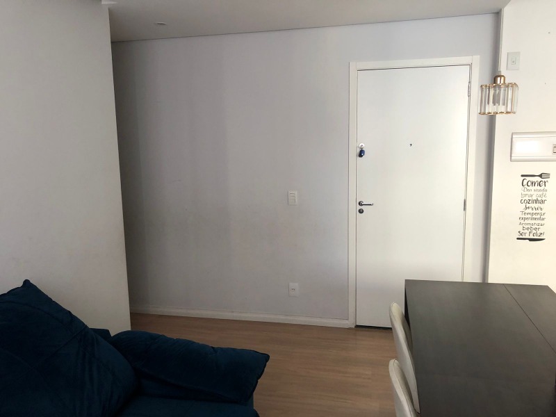 Apartamento à venda com 2 quartos, 45m² - Foto 3