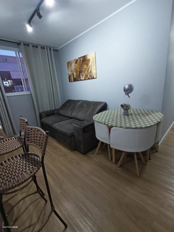 Apartamento à venda com 2 quartos, 44m² - Foto 4