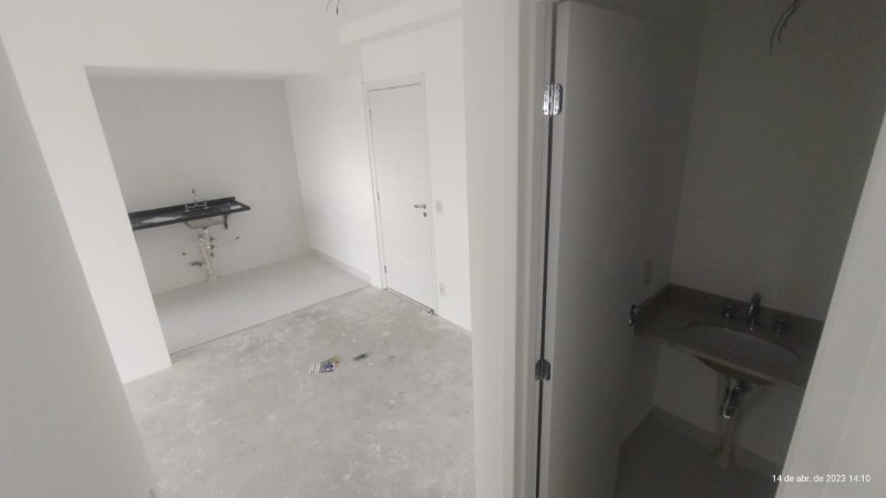 Apartamento à venda com 2 quartos, 64m² - Foto 14