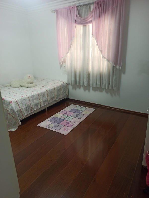 Casa à venda com 3 quartos, 200m² - Foto 6