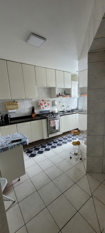 Apartamento à venda com 3 quartos, 160m² - Foto 17