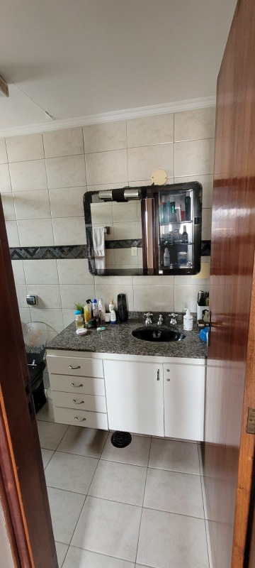 Apartamento à venda com 3 quartos, 160m² - Foto 13