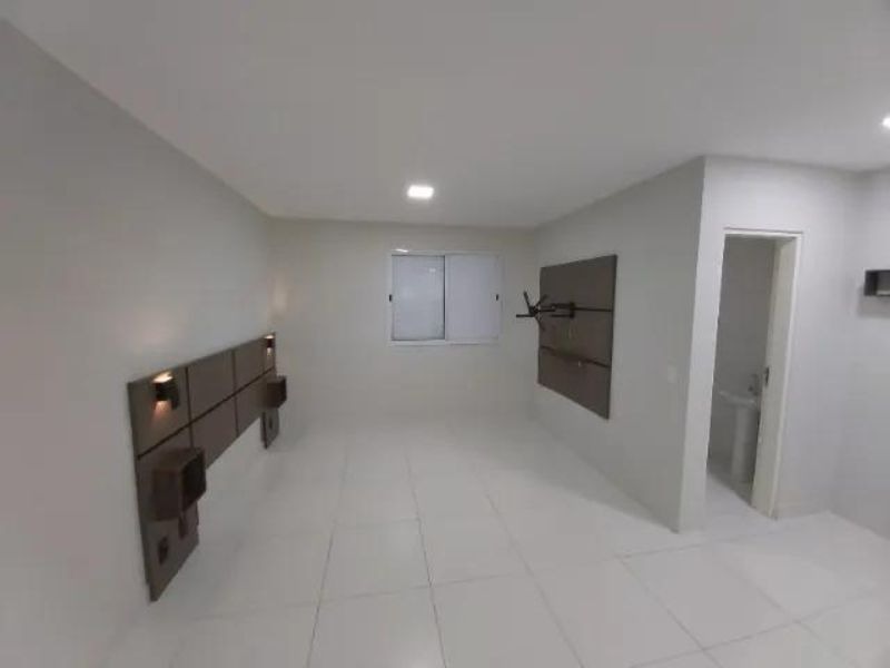 Apartamento à venda com 1 quarto, 40m² - Foto 3