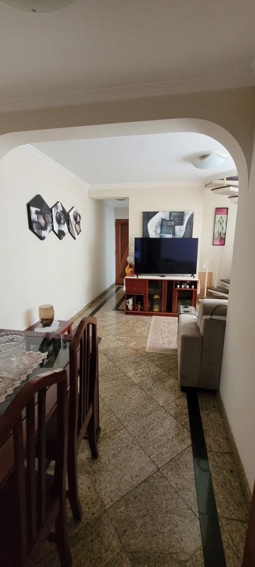 Apartamento à venda com 3 quartos, 160m² - Foto 3