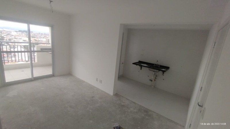 Apartamento à venda com 2 quartos, 64m² - Foto 2