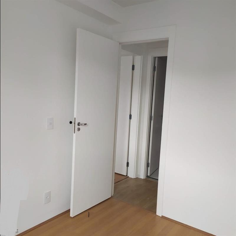 Apartamento à venda com 2 quartos, 42m² - Foto 13