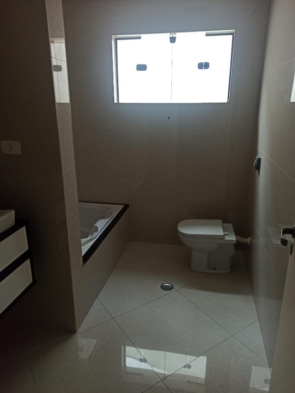 Casa à venda com 3 quartos, 200m² - Foto 13