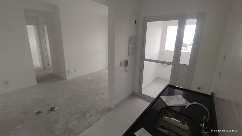 Apartamento à venda com 2 quartos, 64m² - Foto 7