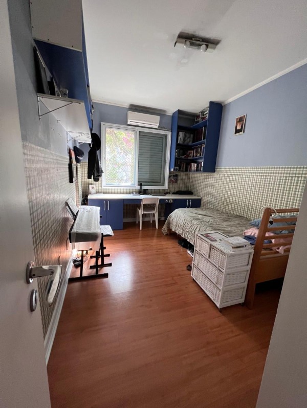 Apartamento à venda com 3 quartos, 145m² - Foto 8