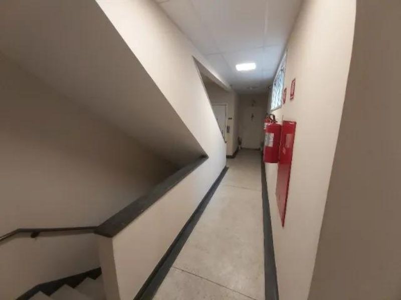 Apartamento à venda com 1 quarto, 40m² - Foto 9