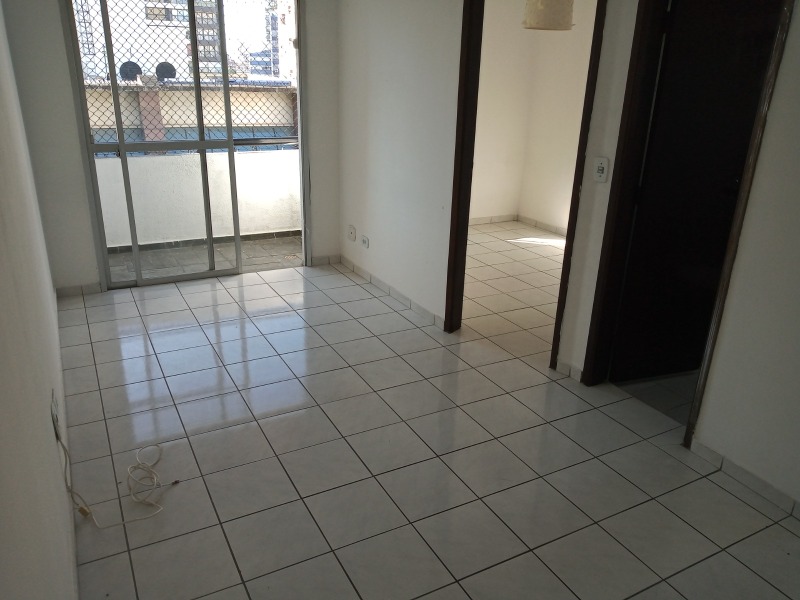 Apartamento à venda com 1 quarto, 28m² - Foto 1