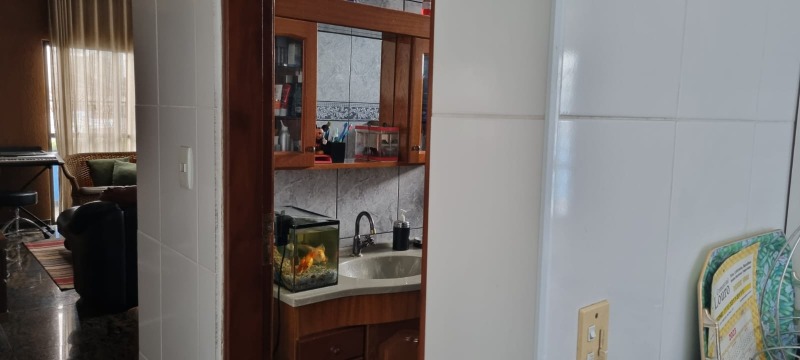 Casa à venda com 3 quartos, 200m² - Foto 34