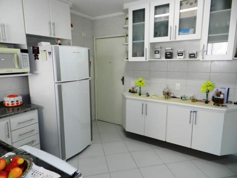 Apartamento à venda com 3 quartos, 120m² - Foto 5