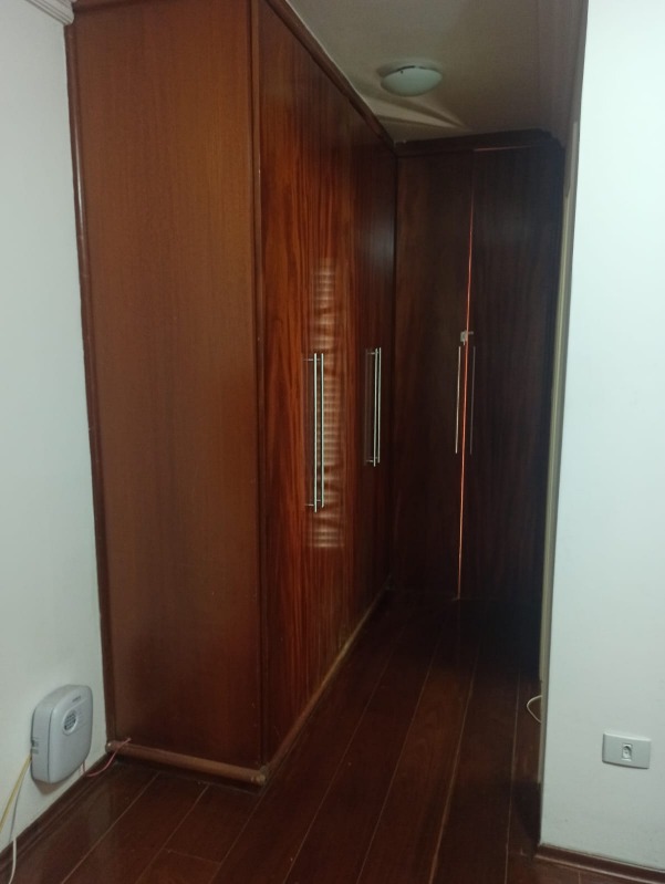 Casa à venda com 3 quartos, 200m² - Foto 12