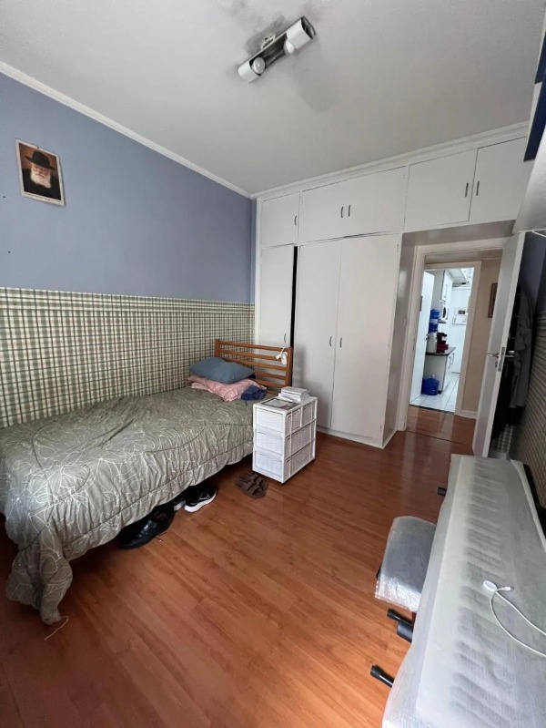 Apartamento à venda com 3 quartos, 145m² - Foto 9