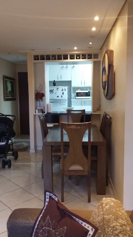 Apartamento à venda com 2 quartos, 60m² - Foto 4