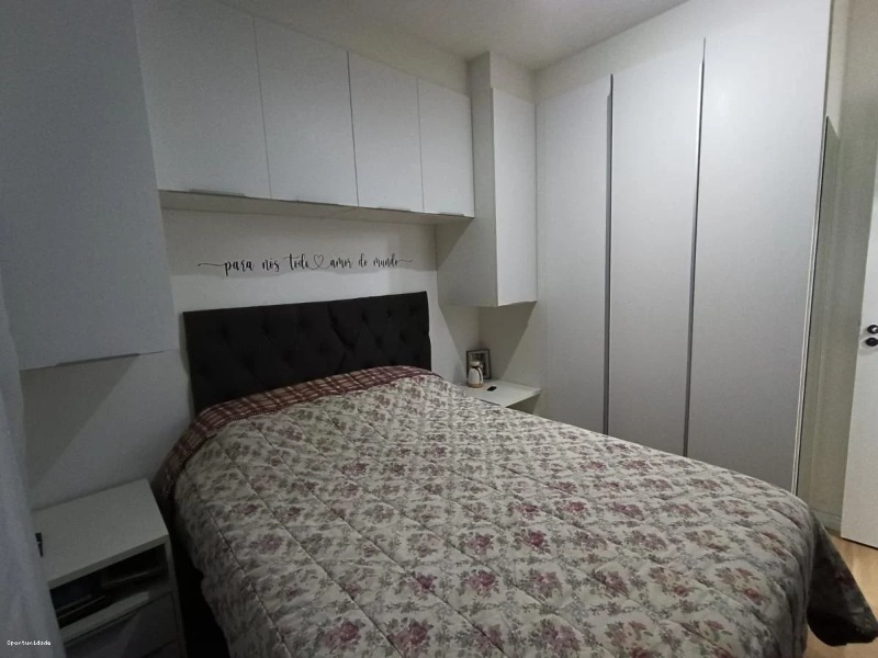 Apartamento à venda com 2 quartos, 44m² - Foto 10