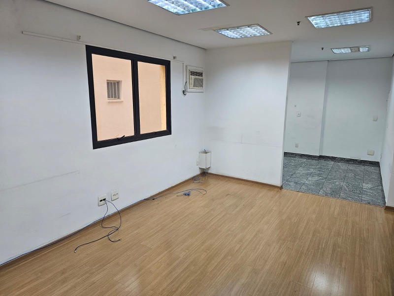 Conjunto Comercial-Sala para alugar, 105m² - Foto 2