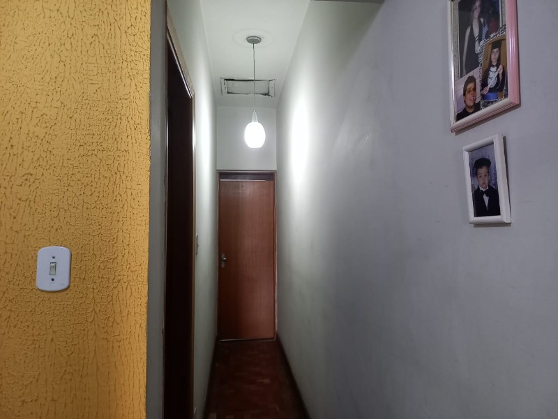 Casa à venda com 2 quartos, 108m² - Foto 6