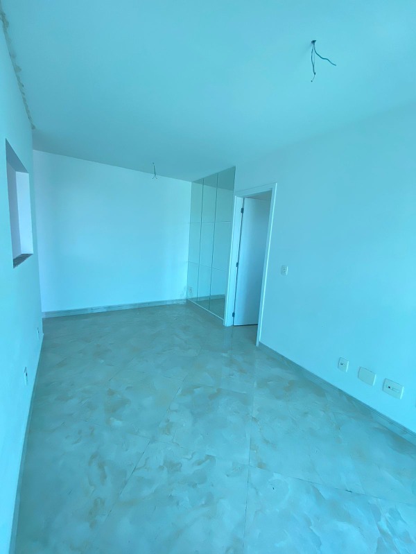 Apartamento à venda com 1 quarto, 46m² - Foto 2