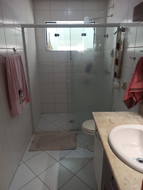 Casa à venda com 3 quartos, 200m² - Foto 10