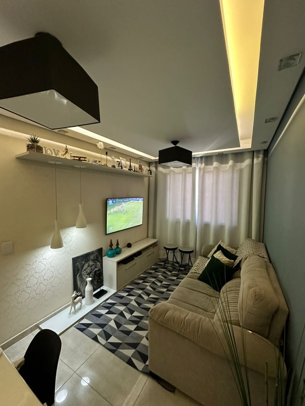 Apartamento à venda com 2 quartos, 45m² - Foto 1