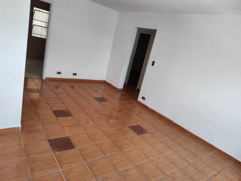 Apartamento à venda com 2 quartos, 80m² - Foto 2