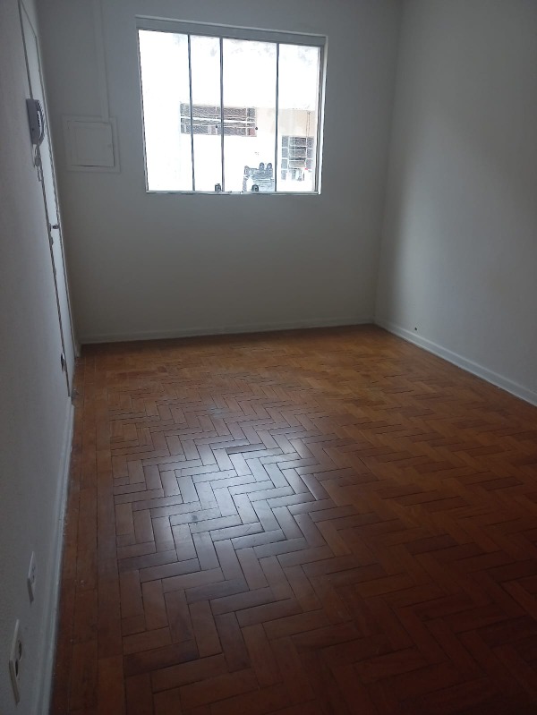 Apartamento à venda com 2 quartos, 81m² - Foto 2