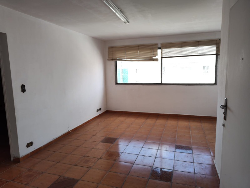 Apartamento à venda com 2 quartos, 80m² - Foto 1