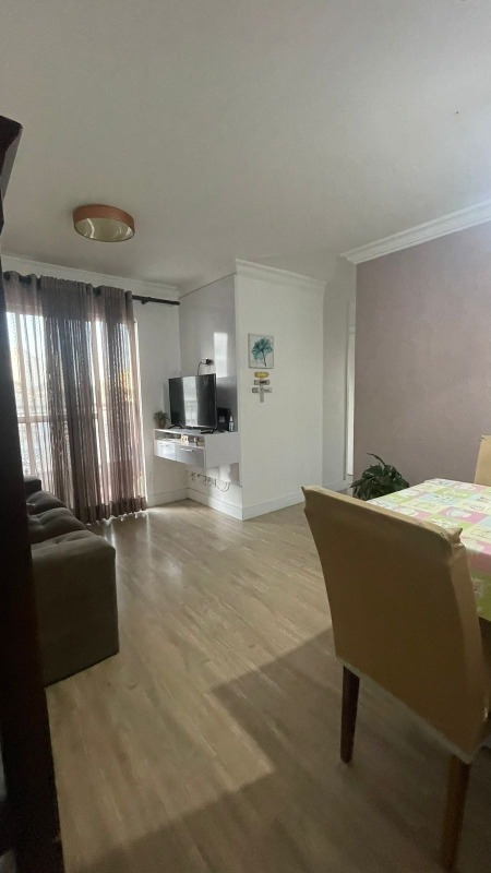 Apartamento à venda com 3 quartos, 61m² - Foto 2