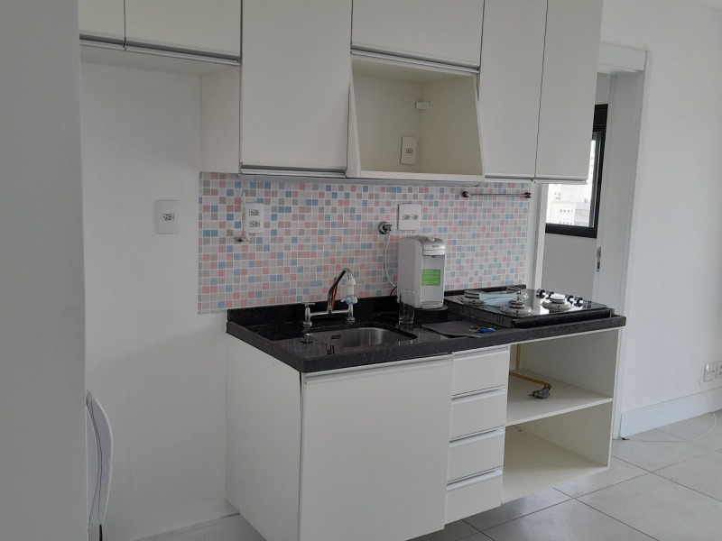 Apartamento à venda com 1 quarto, 37m² - Foto 4