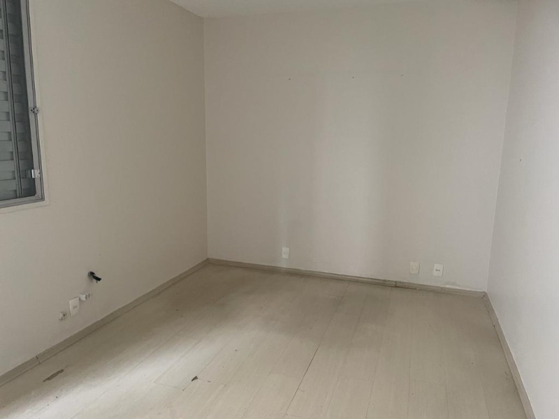 Apartamento à venda com 3 quartos, 135m² - Foto 10