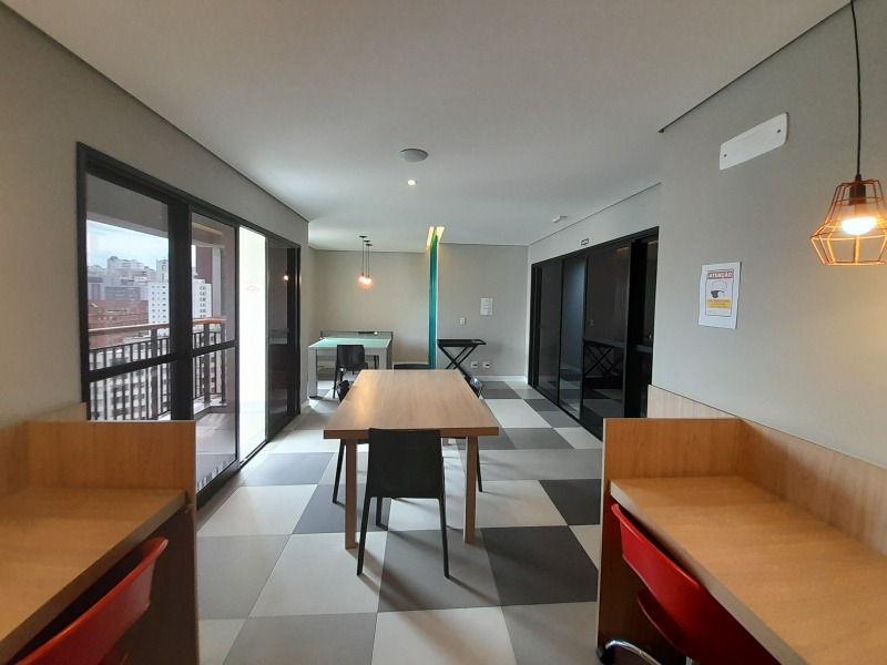 Apartamento à venda com 1 quarto, 37m² - Foto 17