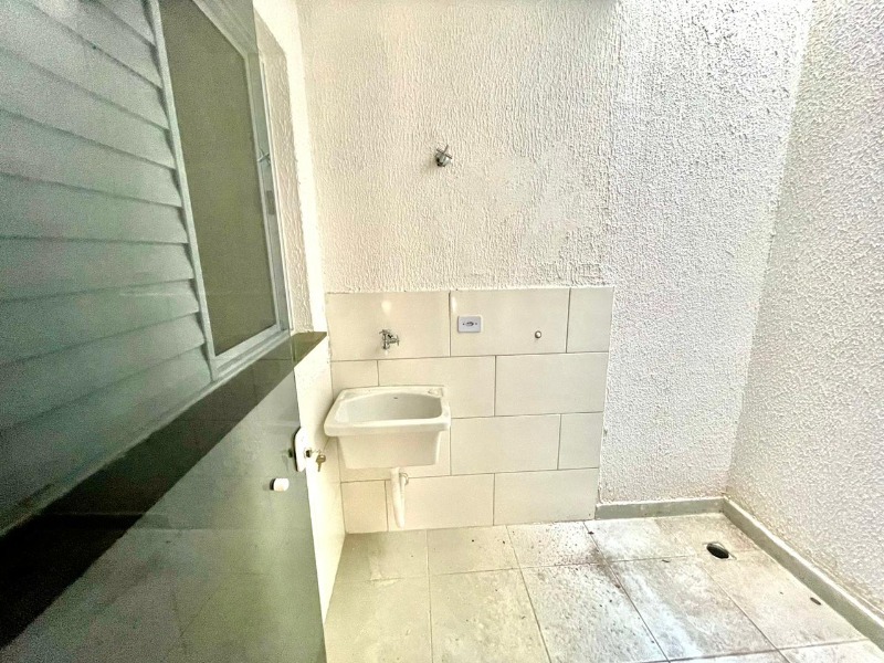 Apartamento à venda com 2 quartos, 40m² - Foto 12