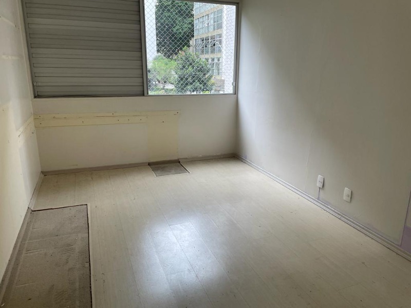 Apartamento à venda com 3 quartos, 135m² - Foto 9