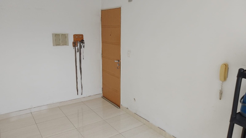 Apartamento à venda com 2 quartos, 49m² - Foto 2