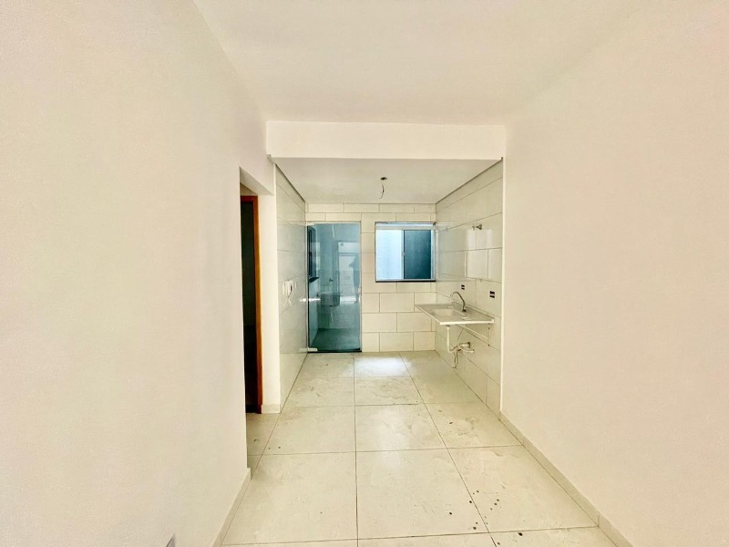 Apartamento à venda com 2 quartos, 40m² - Foto 2