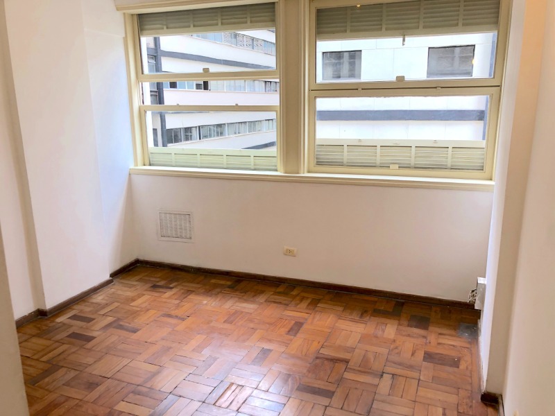 Apartamento à venda com 1 quarto, 35m² - Foto 2