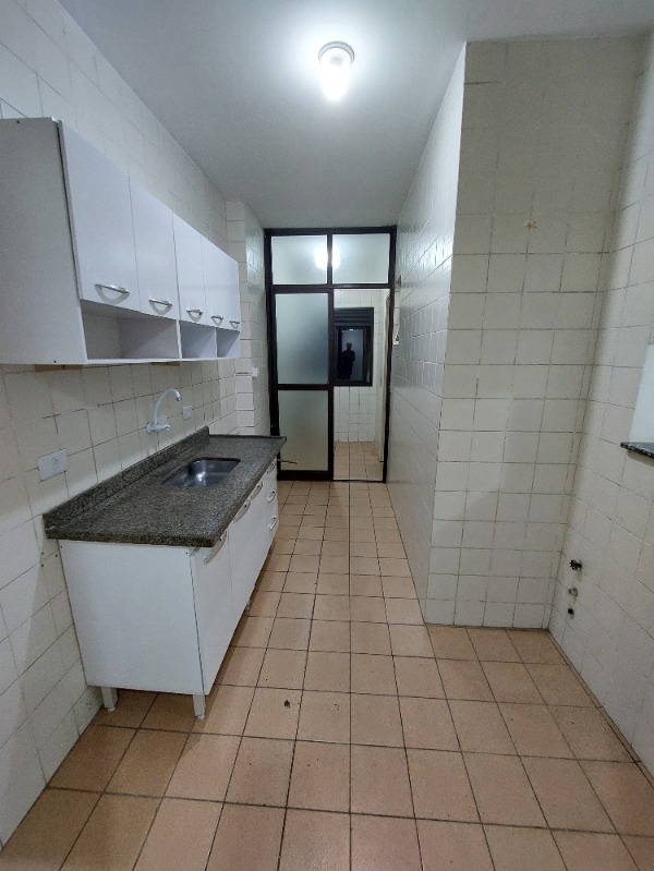 Apartamento à venda com 3 quartos, 69m² - Foto 4