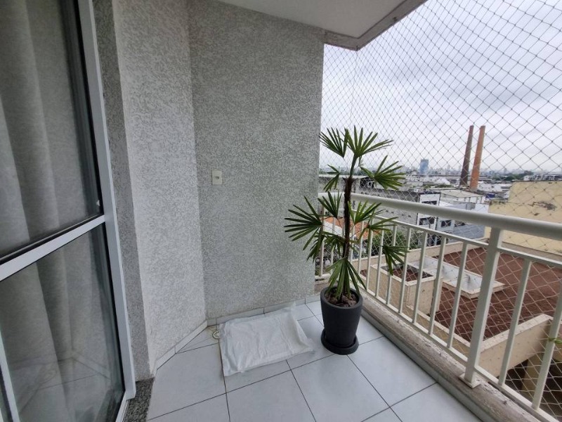 Apartamento à venda com 2 quartos, 57m² - Foto 6