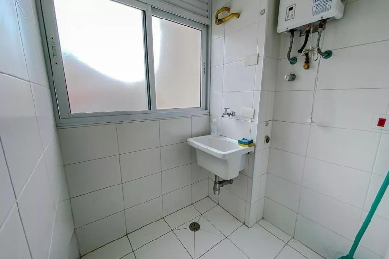 Apartamento à venda com 2 quartos, 59m² - Foto 22