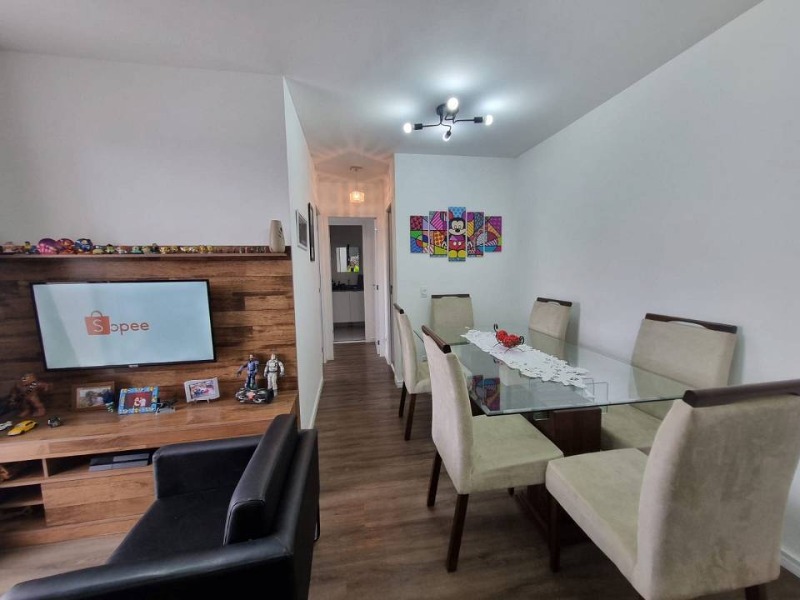 Apartamento à venda com 2 quartos, 57m² - Foto 2