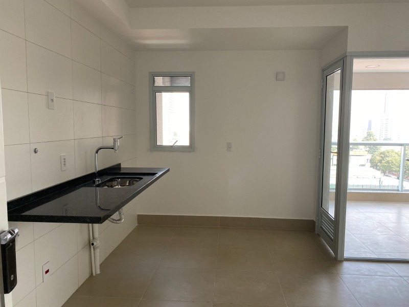 Apartamento à venda com 2 quartos, 66m² - Foto 11